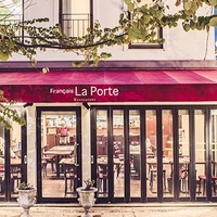 Francais La Porteの写真