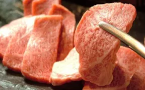 ぴこぴこ精肉店 レインボー通り