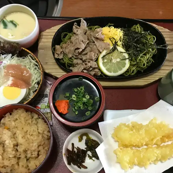 山賊 鍋 飯塚 販売 ランチ メニュー