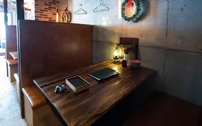 charcoal grill ＆ bar GARAKUTA-YA 新宿店