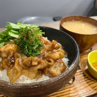 京風豚丼どんぶらこの写真