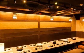 全席完全個室地鶏×もつ鍋居酒屋 踊る肉 博多筑紫口店