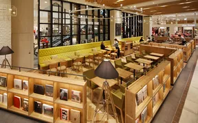 cafe ＆ books biblioteque 熊本店