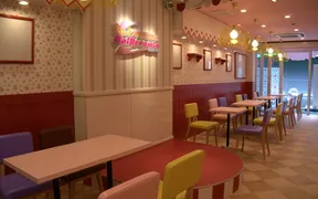 メイドカフェ＆バー めいどりーみん 日本橋オタロード店