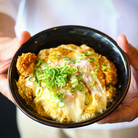 かつ丼吉兵衛 プロメナ神戸店の写真