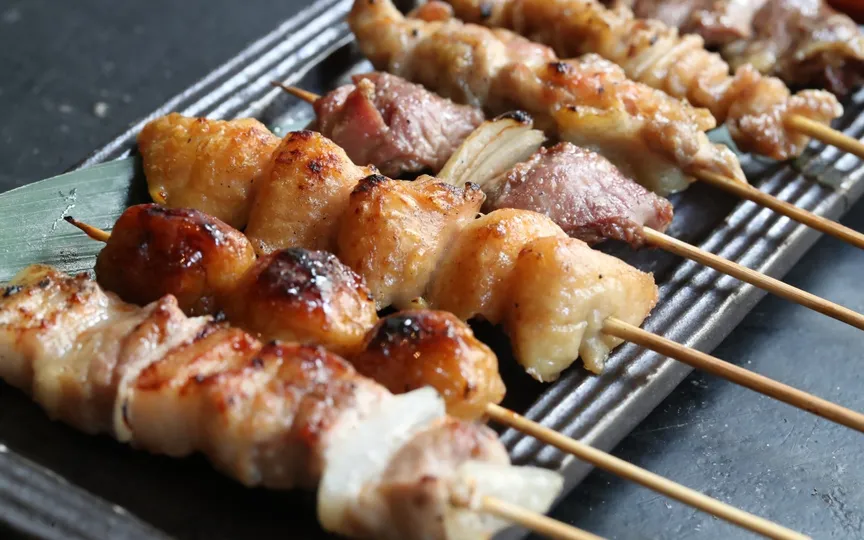 馬刺しと焼き鳥 熊本郷土グルメ店 アマケン(熊本県熊本市中央区下通