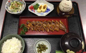 鯉とりましゃん 鯉の巣本店