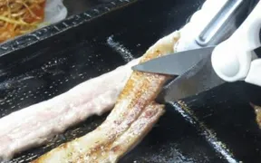 肉匠 豚助