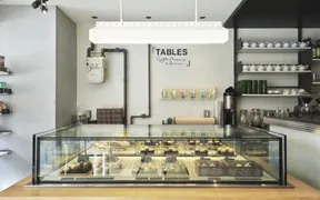TABLES CoffeeBakery ＆ Diner