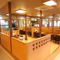 食処 さんぞくや 帆柱店の写真