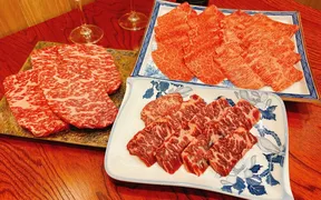 朝から肉る。