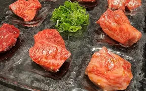 肉家 串八