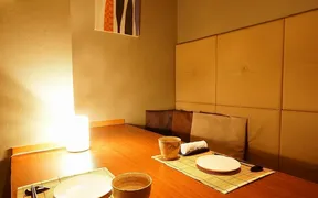 個室 活イカと炭火焼 九州料理 羽根屋 京都西院店