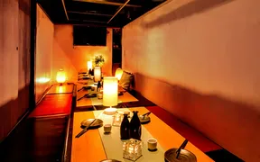 完全個室 九州地鶏居酒屋　焼き鳥×肉寿司食べ放題　食べ放題 炭鶏 SUMITO 新宿東口店