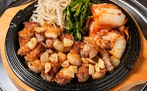 本場 韓国食堂 豚の貯金箱