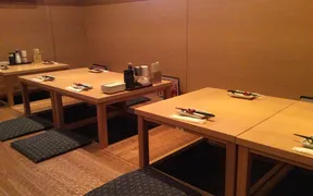 串屋 さかたみ 駅前店