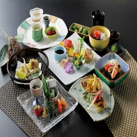 ホテルクラウンパレス浜松 日本料理「四季」の写真