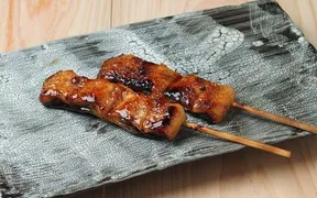 ルクアバルチカ うな串 牛タン 焼鳥 いづも